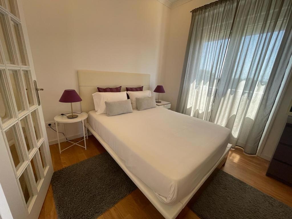 Burgães Apartment *